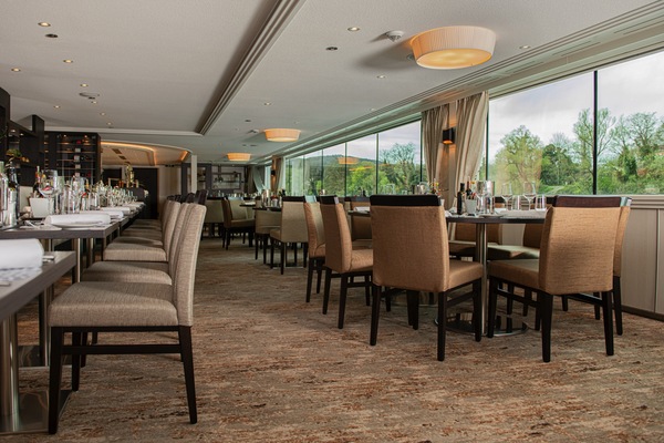 Avalon Waterways, Avalon View, Dining Room 0.jpg